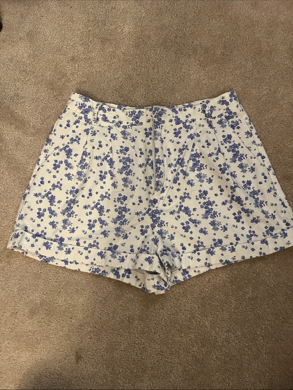 High-Rise White Shorts with Blue Floral Print